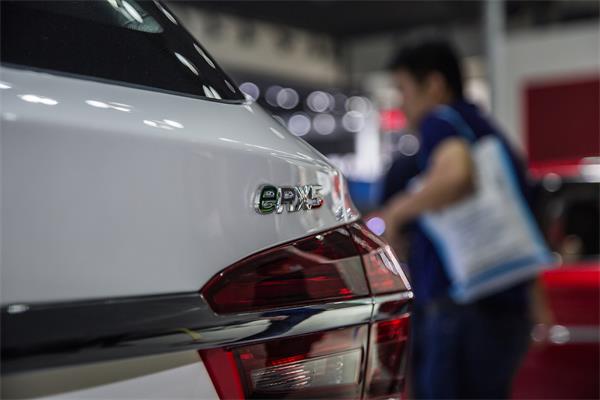 BOB体育-汽车租赁行业新标配：AI视频面签确保责任告知签约合规无忧！